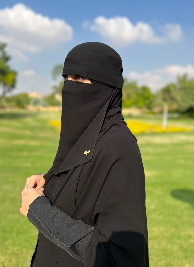 IMG_8796 Royal Tenda Niqab with Gold-Plated Hayal Signature