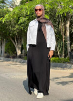 Sleeveless Basic Dress - Image 4